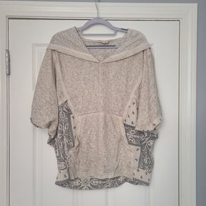 NWT POL Aztec hooded short sleeve knit top.  Sand castle color, small